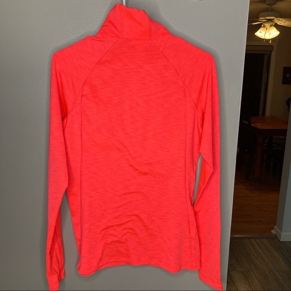 NWT Under Armour TurtleNeck - Picture 5 of 5